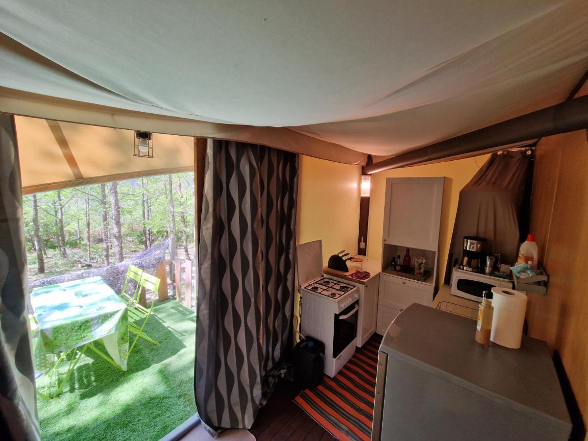 Lodge De Charme Avec Jacuzzi Ghisoni Экстерьер фото