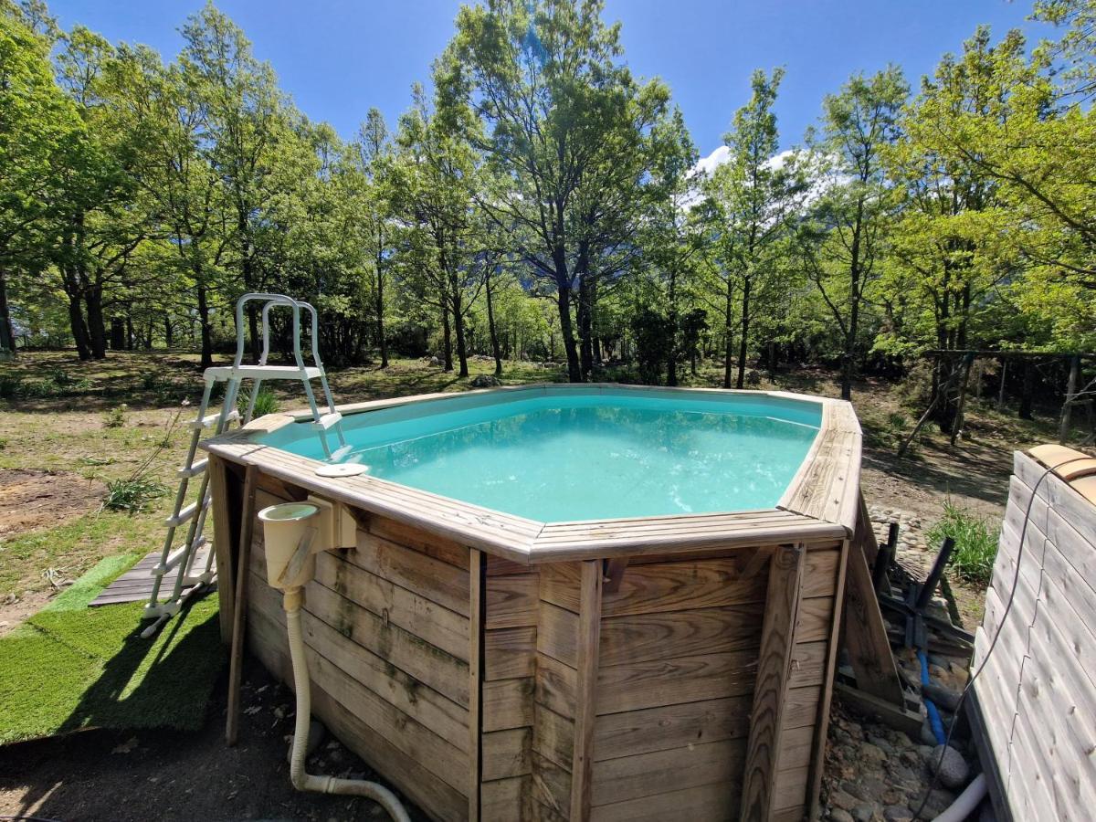 Lodge De Charme Avec Jacuzzi Ghisoni Экстерьер фото