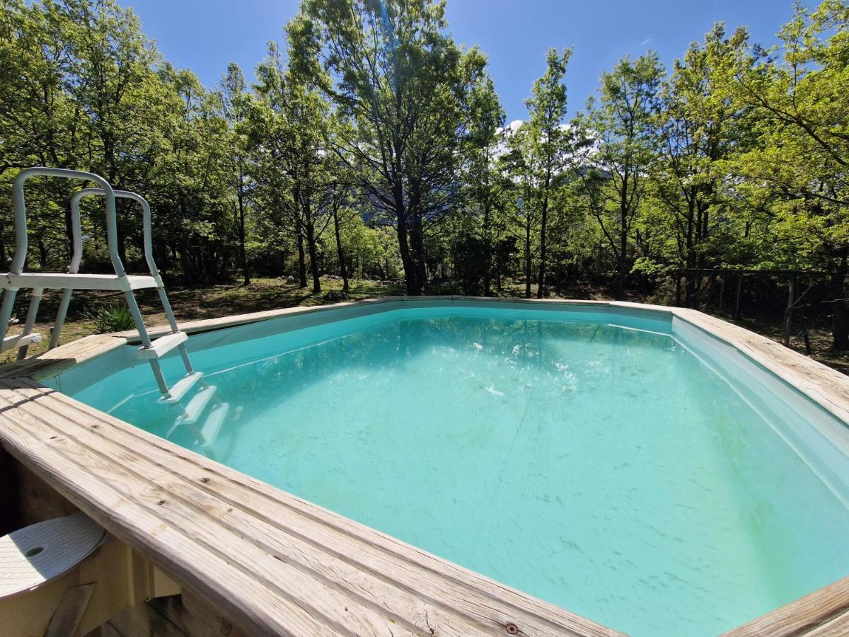 Lodge De Charme Avec Jacuzzi Ghisoni Экстерьер фото